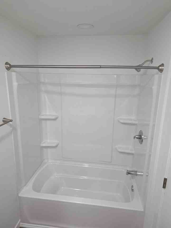 Charming, Newly Remodeled 1 - Photo 4 of 6