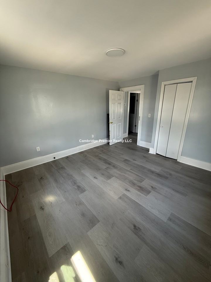 Weston St - Photo 3 of 34