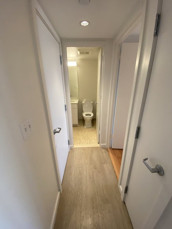 Harvard St #608 - Photo 6 of 17