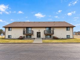 featured image of 609 N Teton Dr