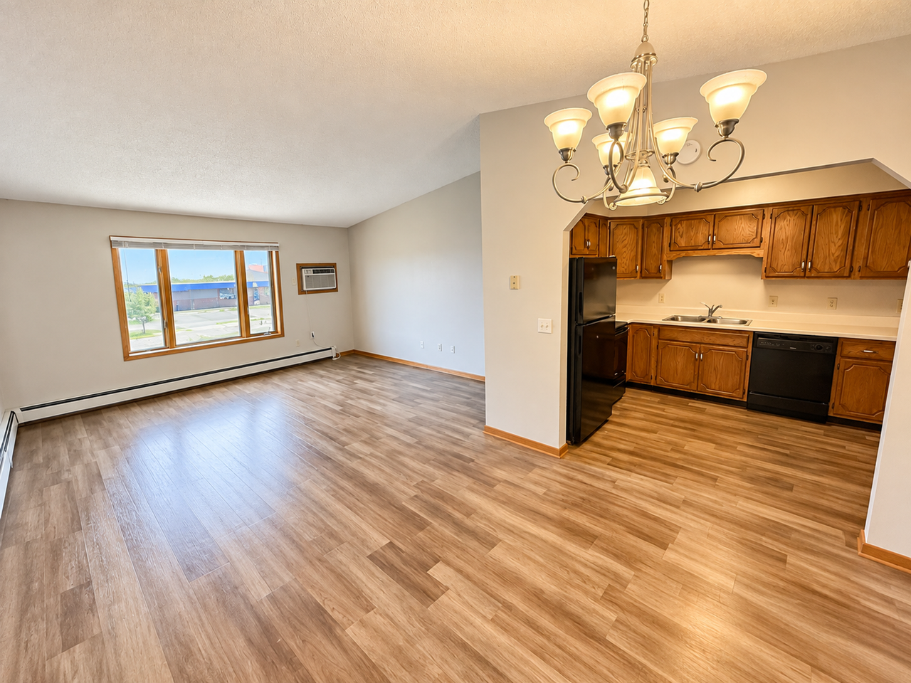 609 N Teton Dr. Brandon, SD 57005 - Photo 3 of 5