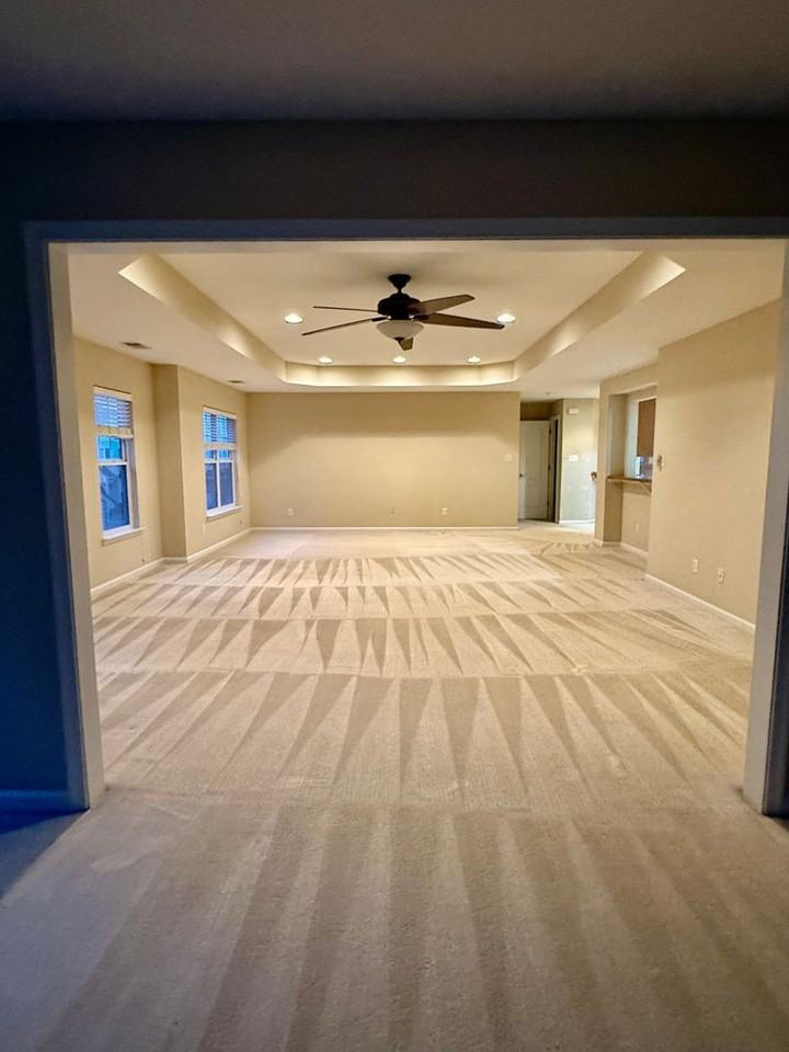 949 Turtle Pond Ln - Photo 6 of 34