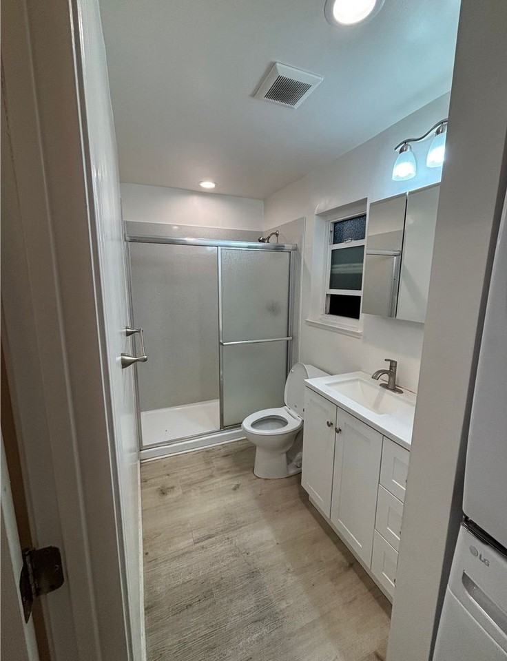 292 - 350 Franciscan Ct - Photo 2 of 7