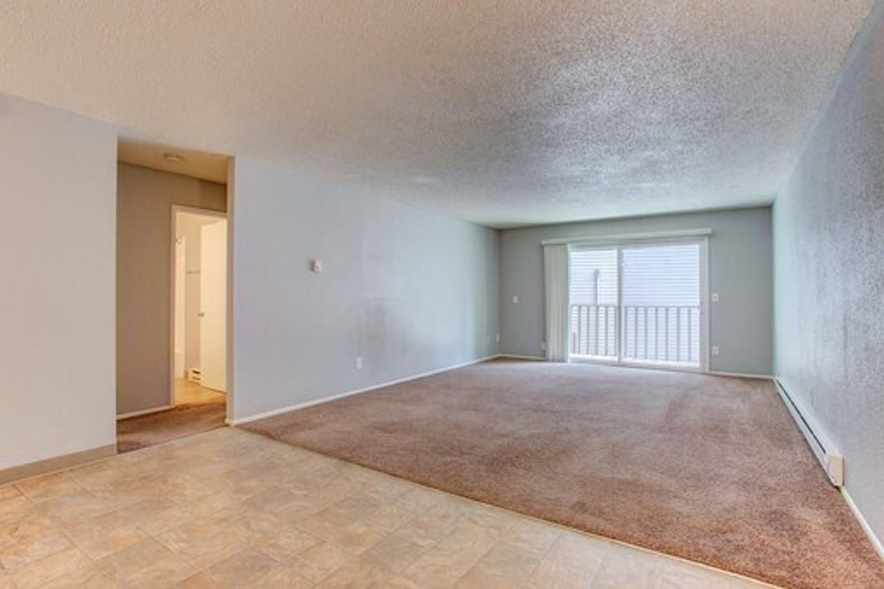 JC0679 - Barbur Place Apartments - Photo 3 of 9