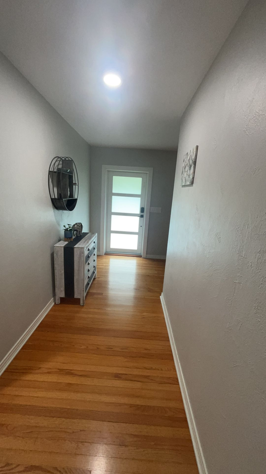 202 E Belvedere St - Photo 2 of 17
