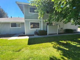 featured image of 1193 Townhouse Cir