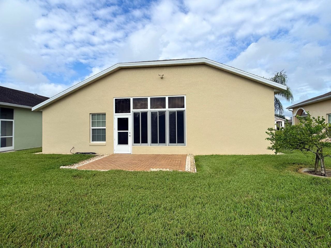 134 Ridge View Dr - Photo 2 of 48