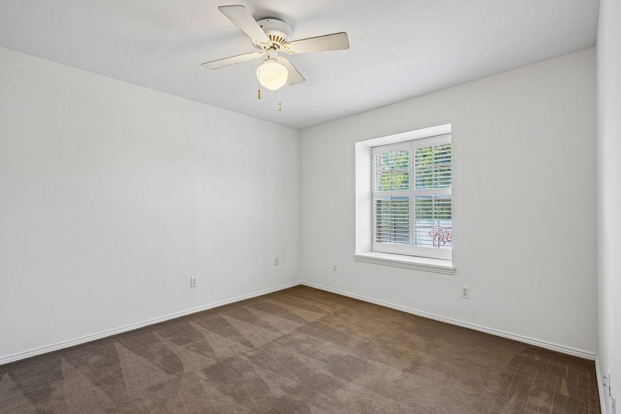 Kings Palace Apartments - Photo 6 of 19