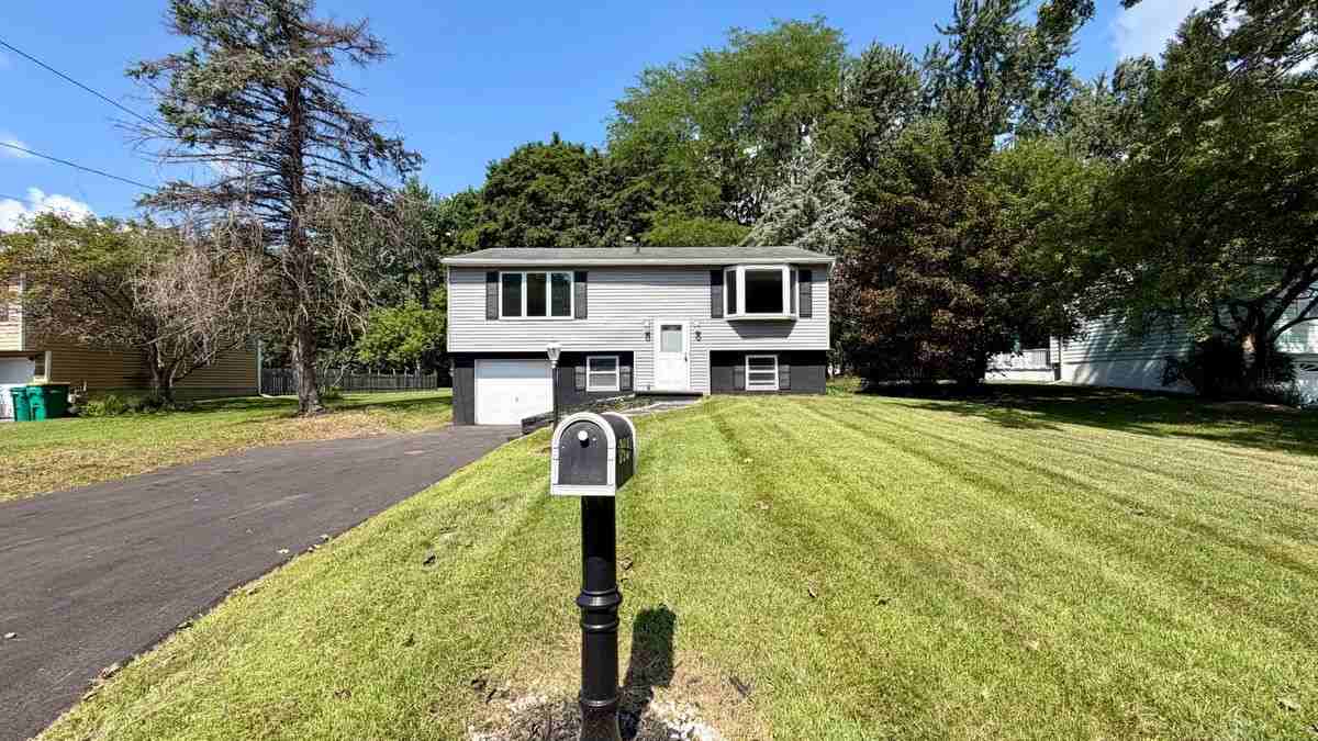 104 Finwood Dr - Photo 3 of 50