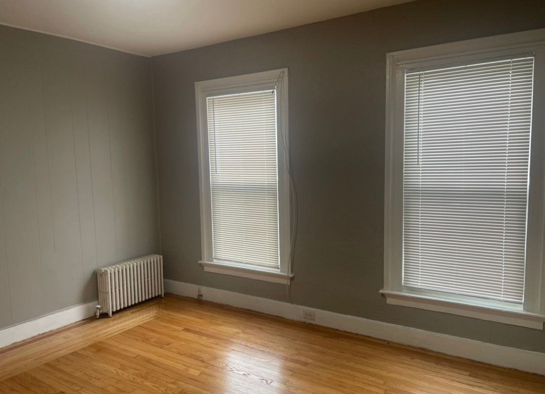 54 Gilbert Ave ##2fl - Photo 4 of 10