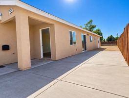 featured image of 7538 Lynwood Way