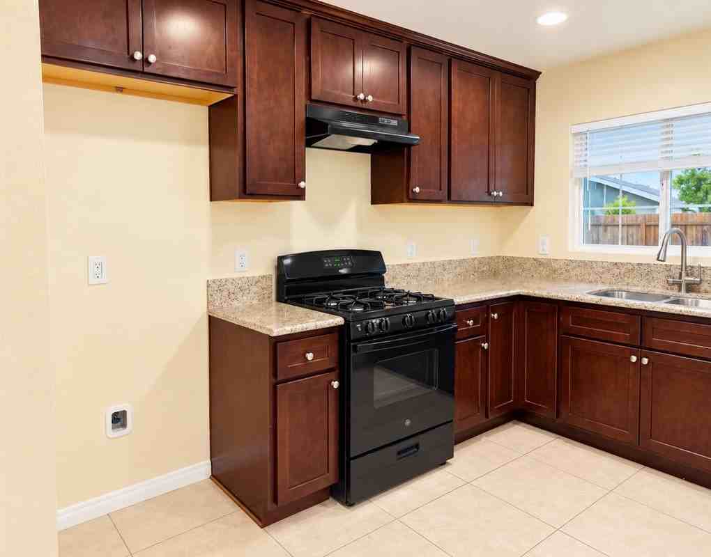 7538 Lynwood Way - Photo 7 of 20