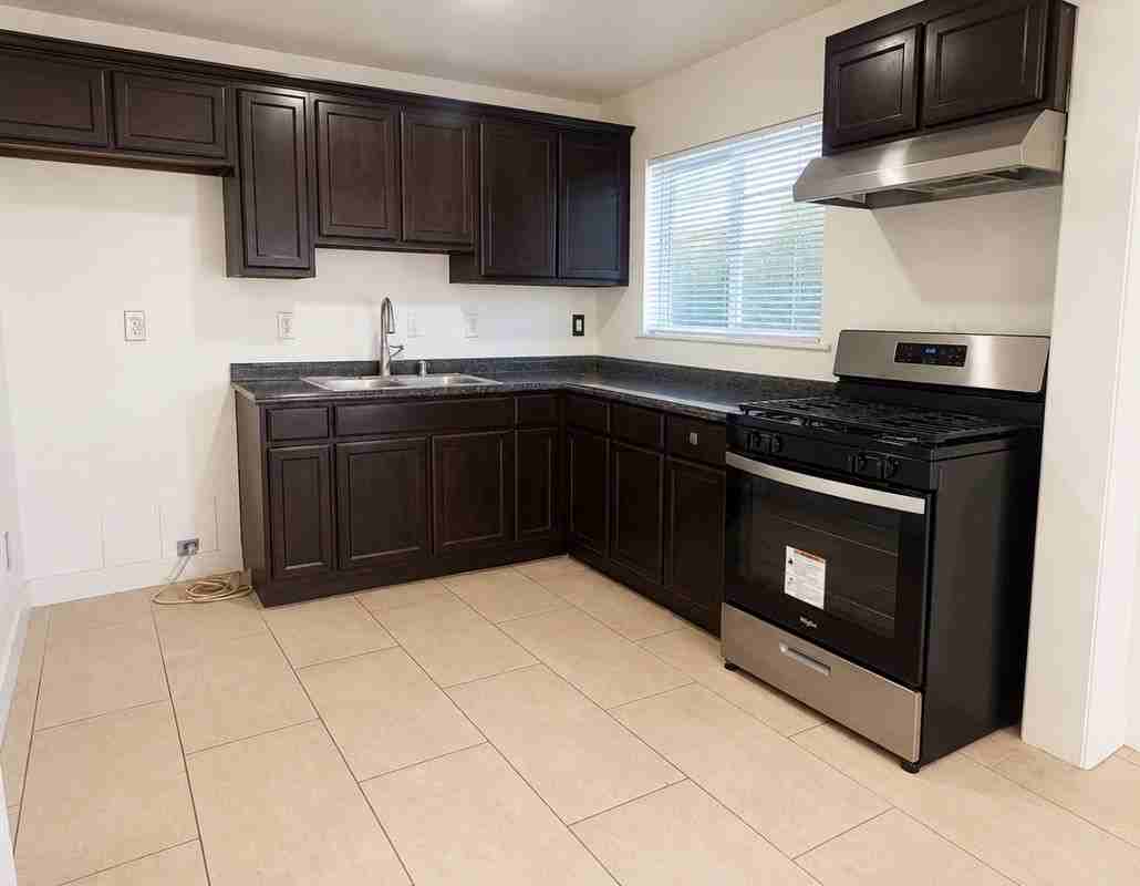 296 N Allen St ##2 - Photo 5 of 23