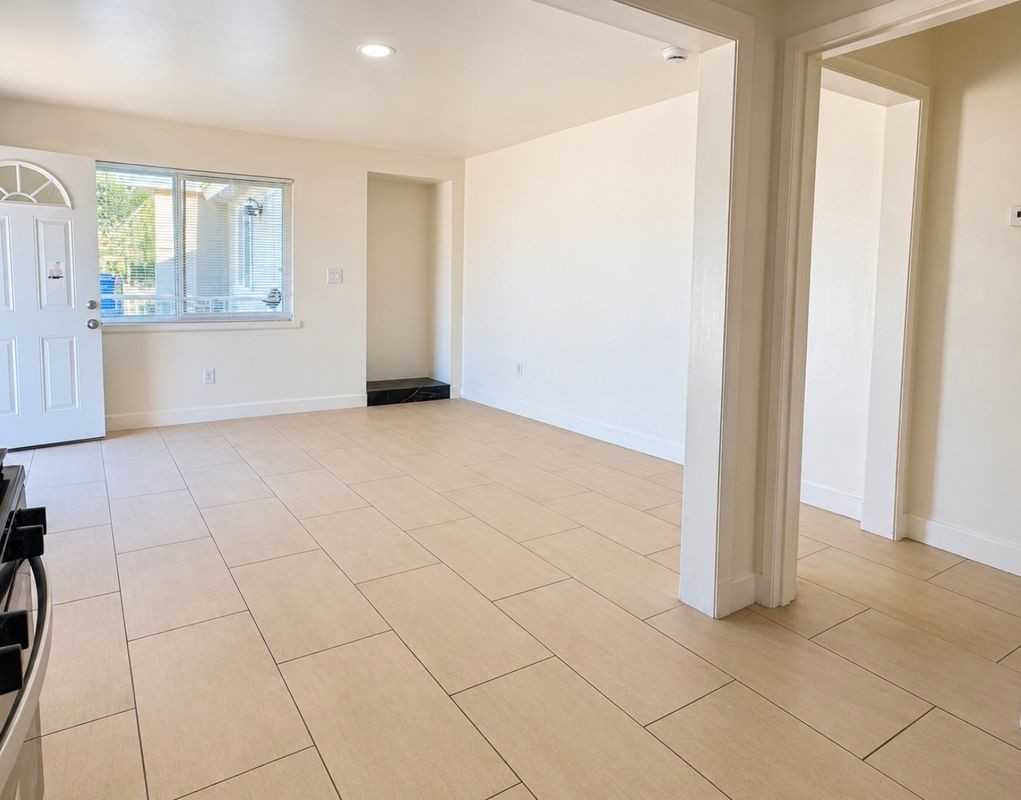 296 N Allen St ##2 - Photo 7 of 23