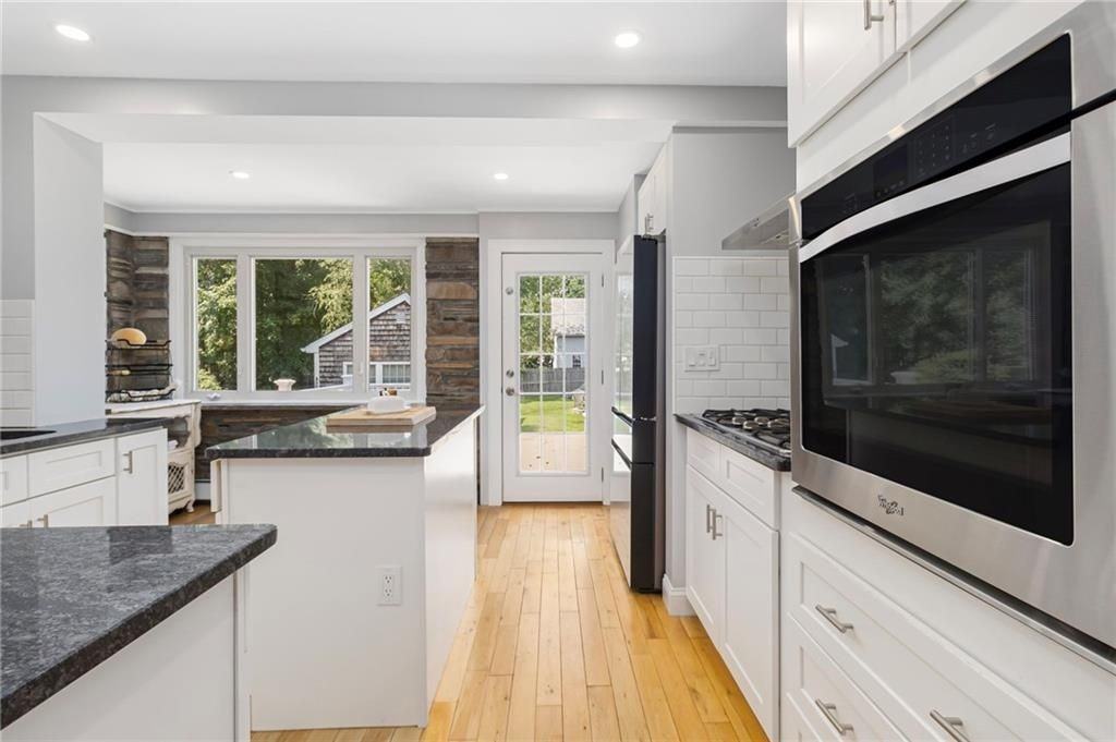 248 New Meadow Rd - Photo 5 of 40