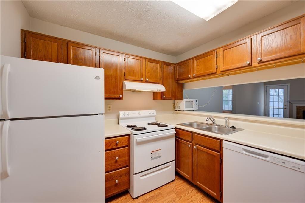 466 Teal Ct - Photo 6 of 25