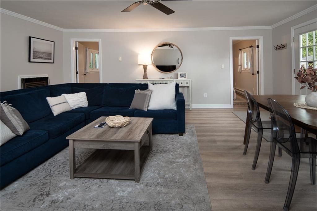 534 Aquidneck Ave ##A - Photo 5 of 50