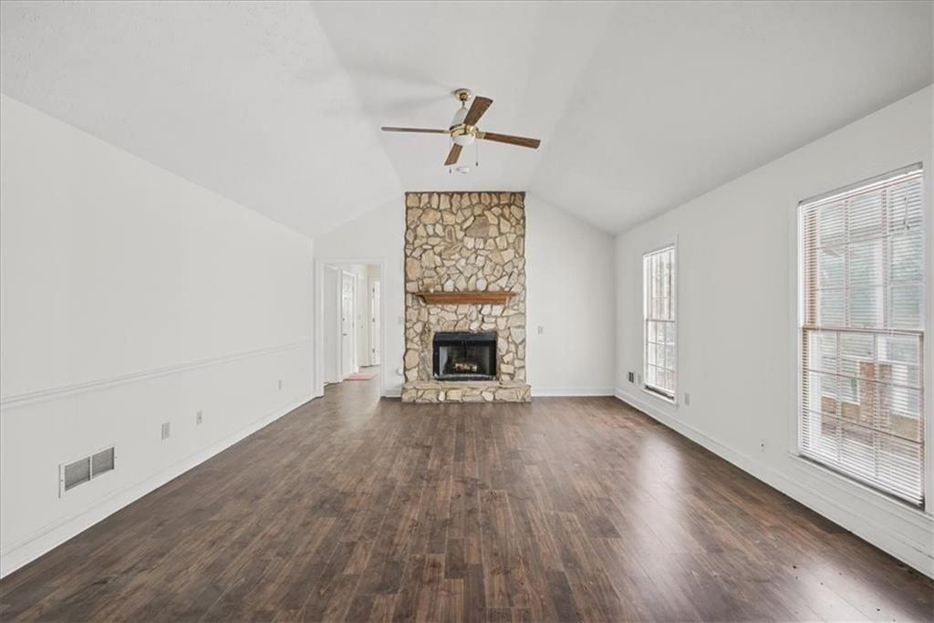 3925 Pate Rd - Photo 6 of 32
