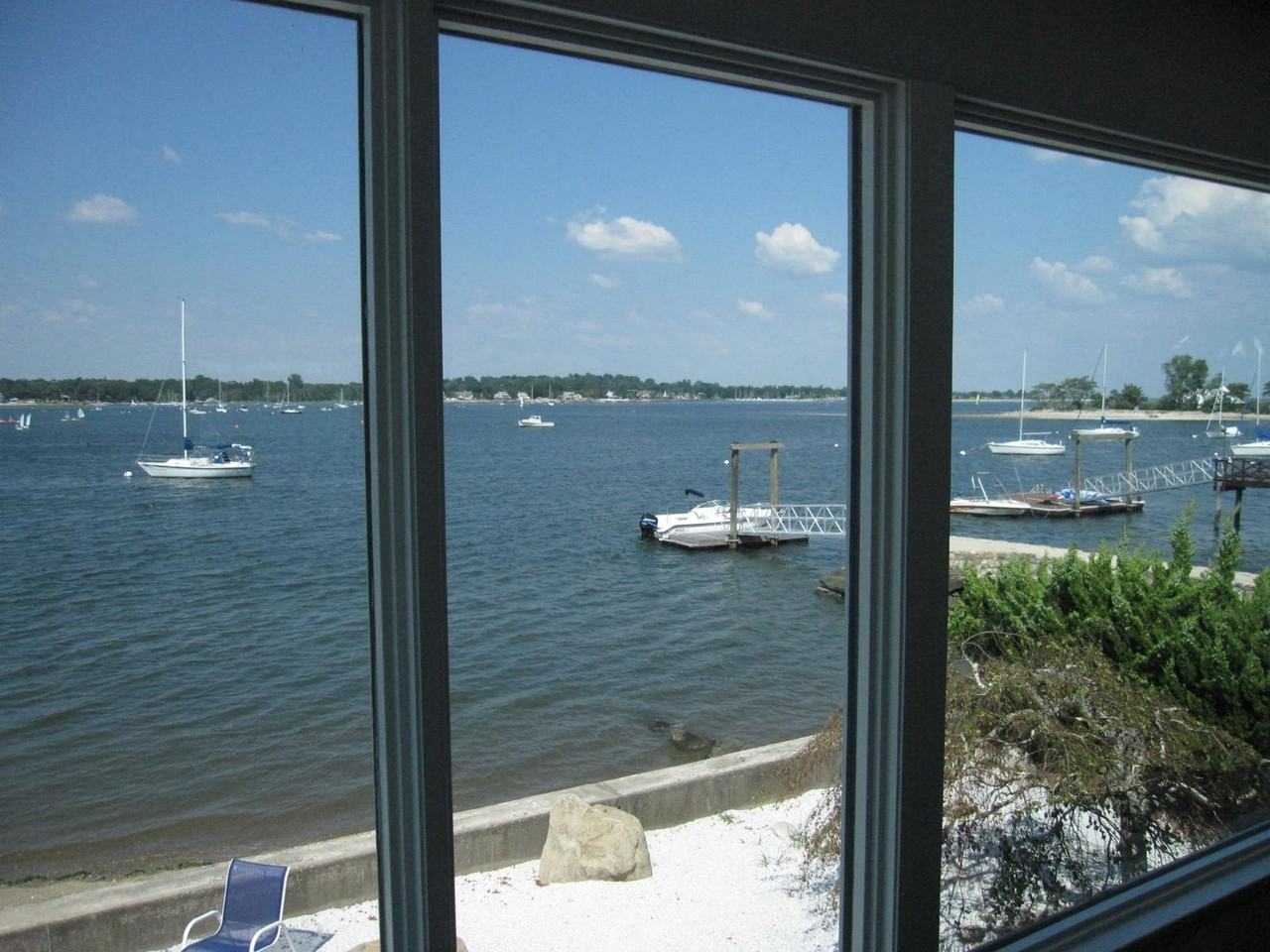 101 Harbor Rd - Photo 2 of 14