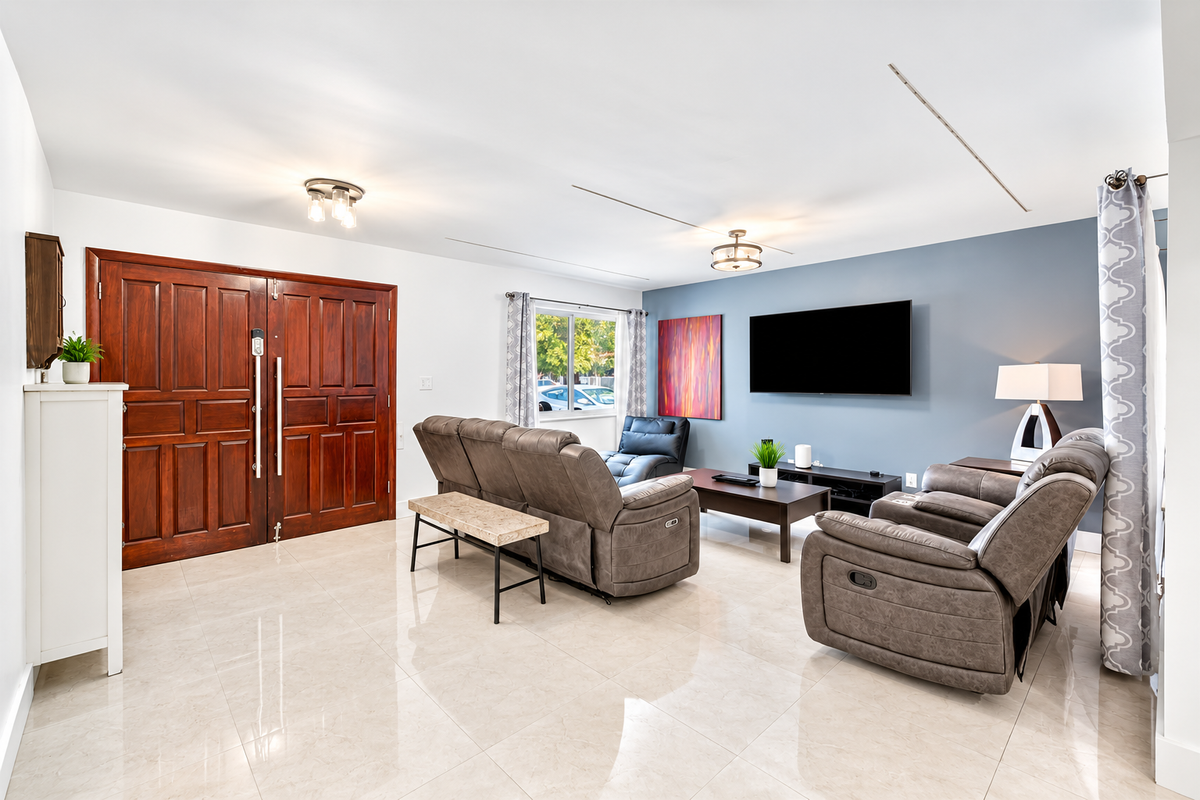 10809 Nw 51st Trl - Photo 2 of 10