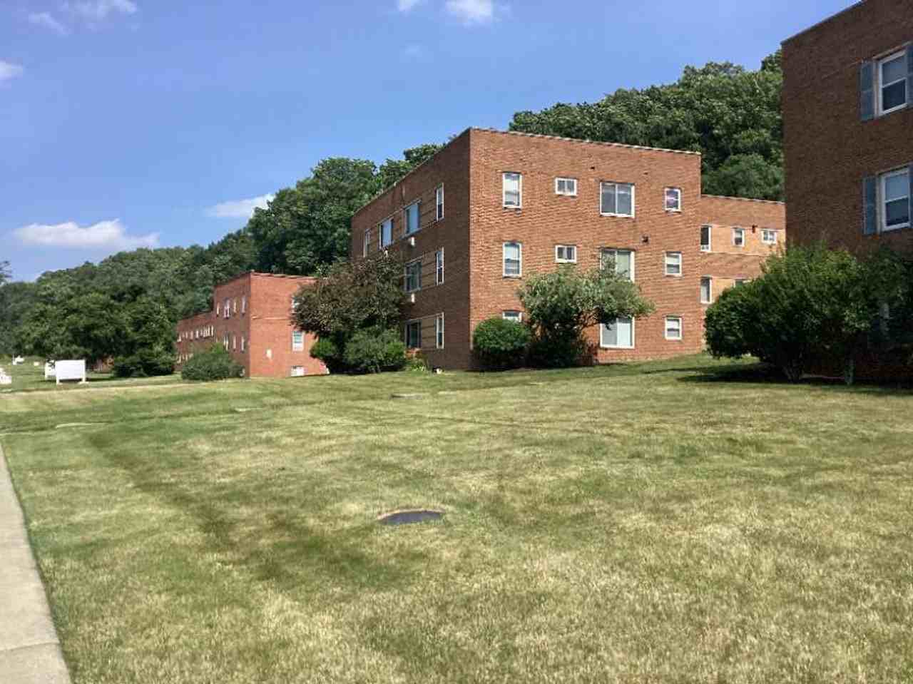 Greenbriar Apartments - Photo 2 of 18