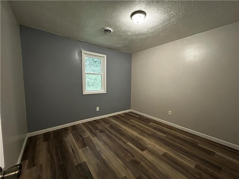 375 N 12th St #4 - Photo 5 of 8