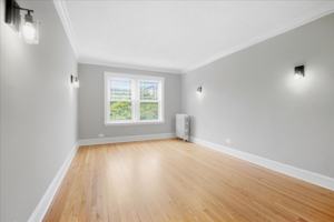 featured image of 1725 W Thorndale Ave #3A