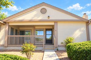 featured image of 3176 Shoshone Dr #13C