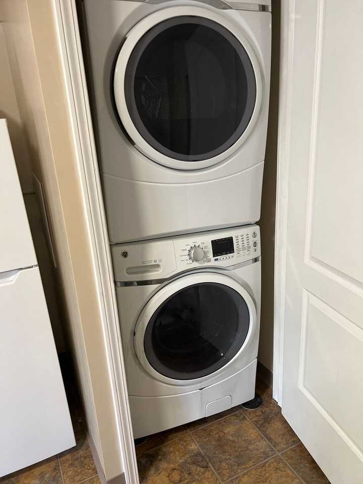 1823 Penn Ave - Photo 3 of 11