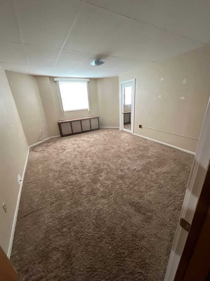 1823 Penn Ave - Photo 4 of 11