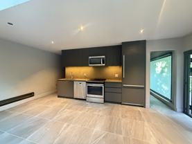 711 West 18th Street - Photo 1 of 1