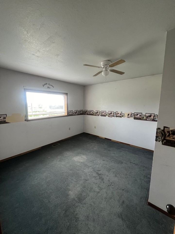 13929 Harrison Rd - Photo 6 of 23