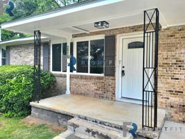 featured image of 2915 Jeannie Dr