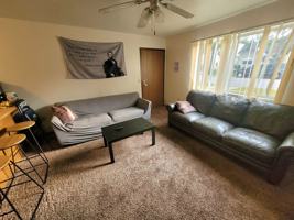featured image of 723 10th St N