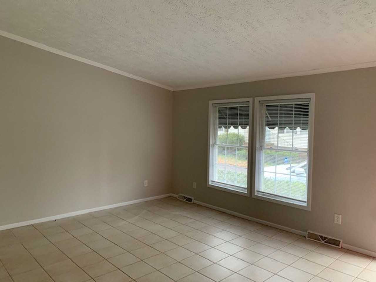 1311 Bright Ct - Photo 7 of 14