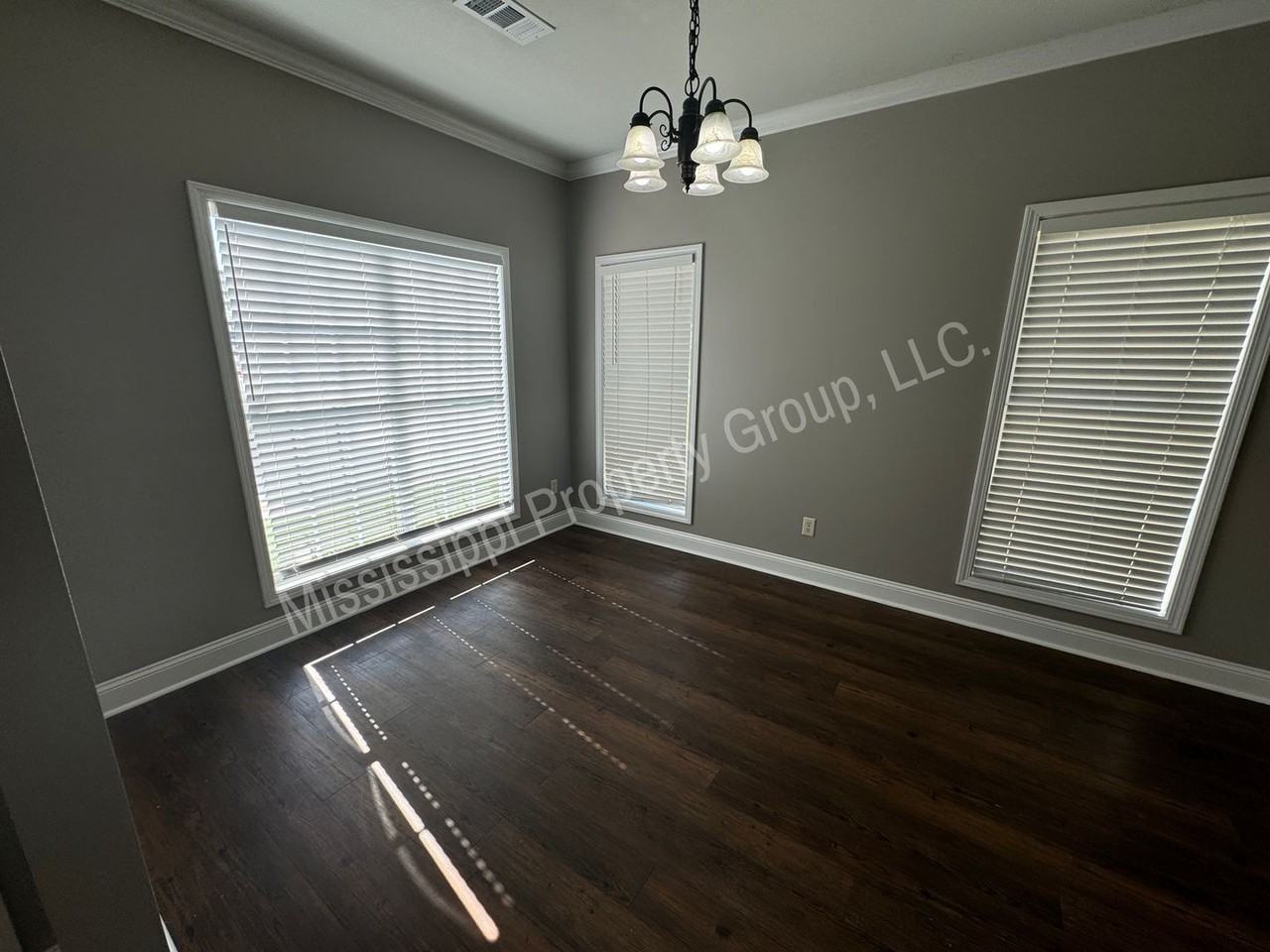 304 Shumard Cv - Photo 6 of 29
