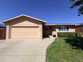 1445 Sonoma Dr - Photo 1 of 1