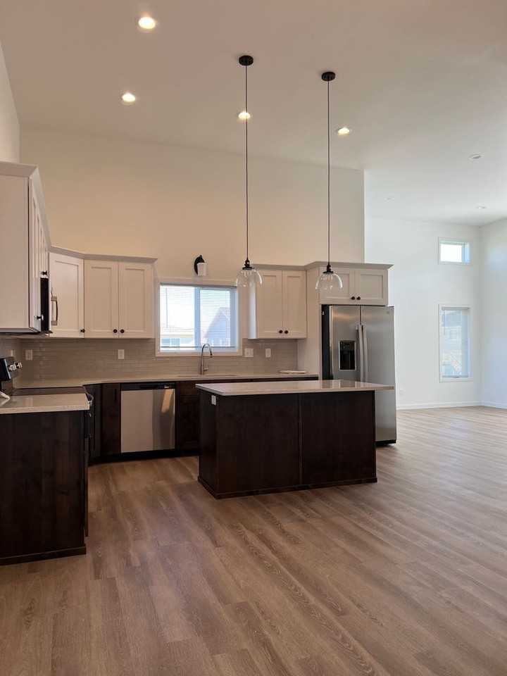 6510 28th St S - Photo 2 of 18