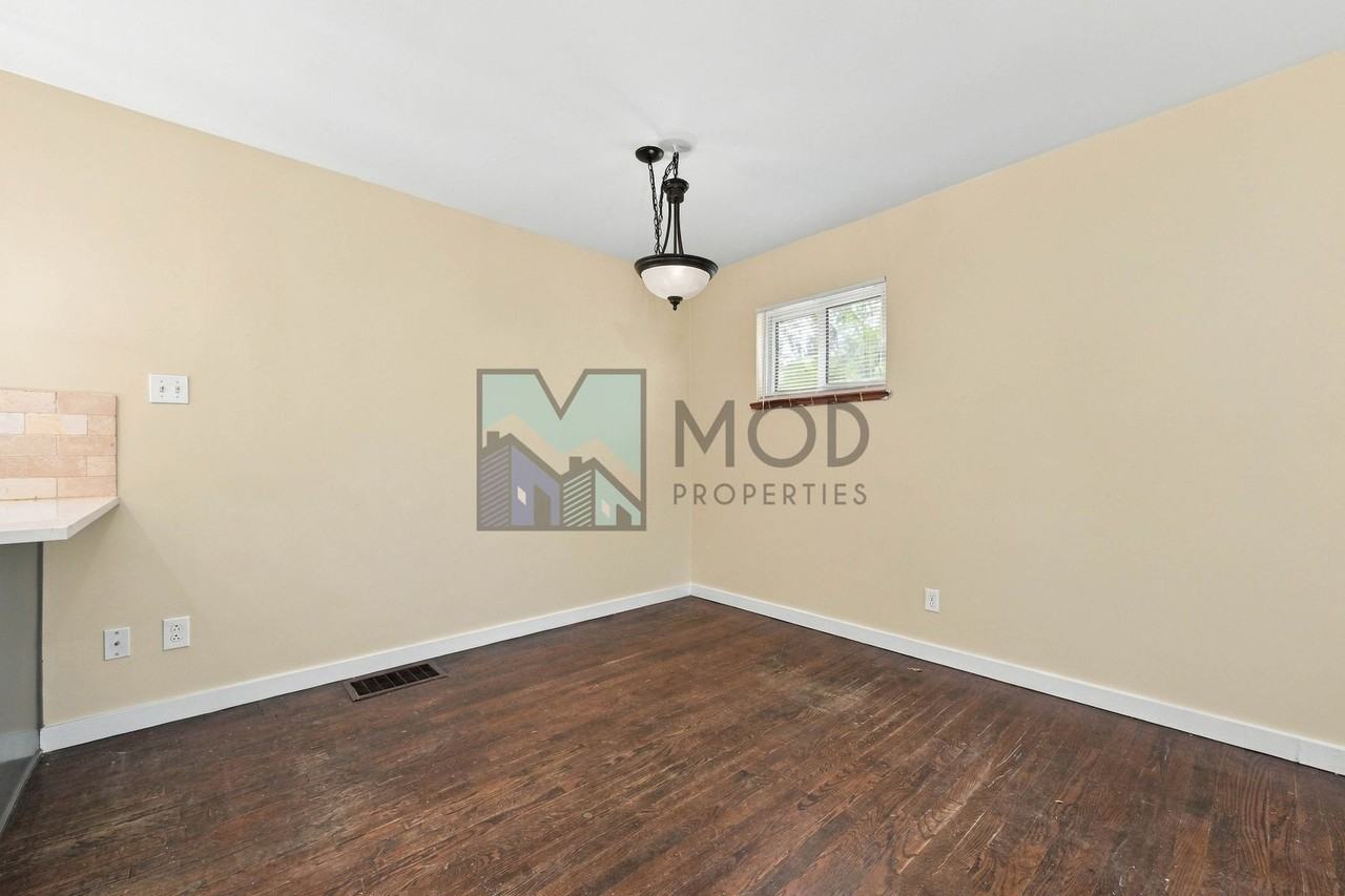 4776 E Utah Pl - Photo 7 of 24