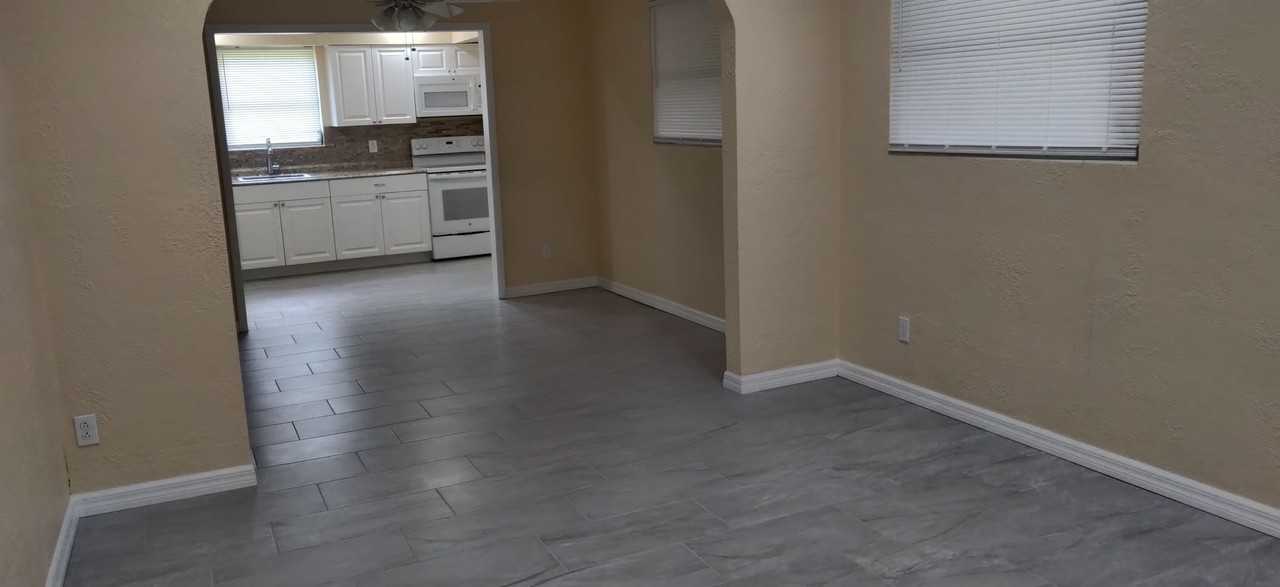 428 Ellsworth St - Photo 3 of 13