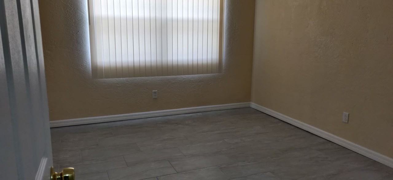 428 Ellsworth St - Photo 6 of 13