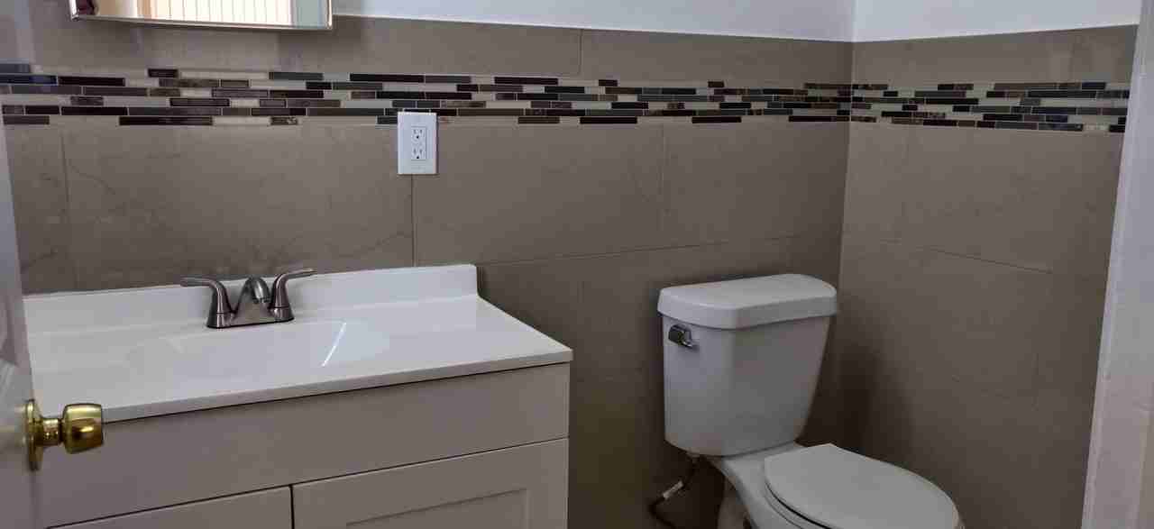 428 Ellsworth St - Photo 7 of 13