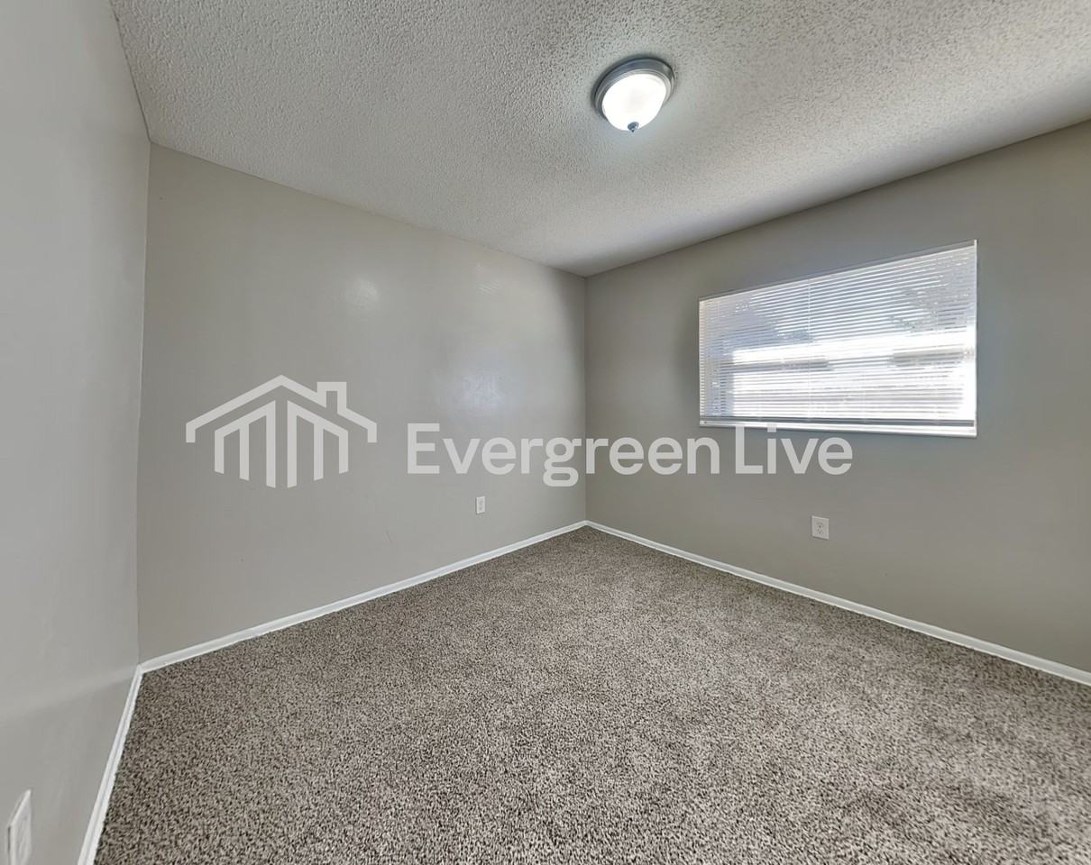 2230 Rohr Dr - Photo 4 of 19