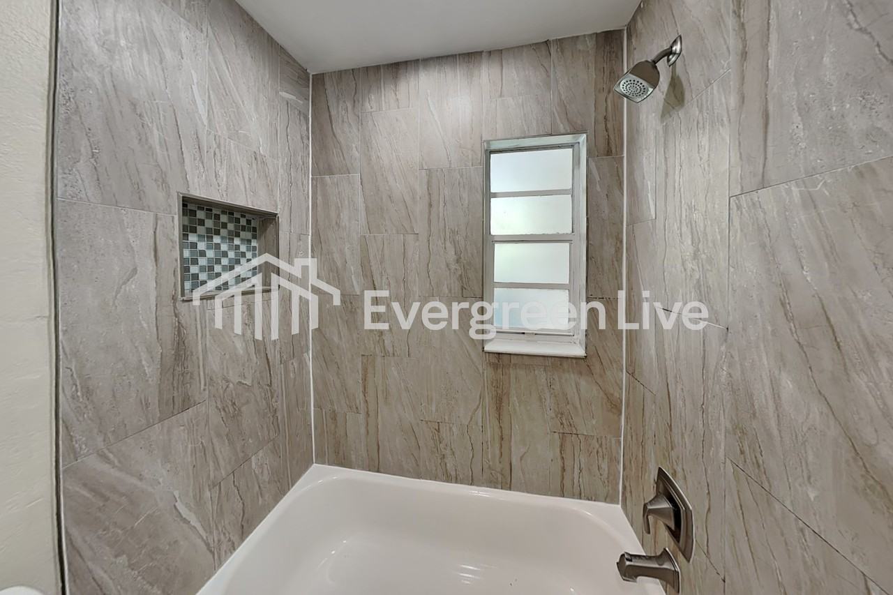 7109 Vallejo Way - Photo 5 of 16