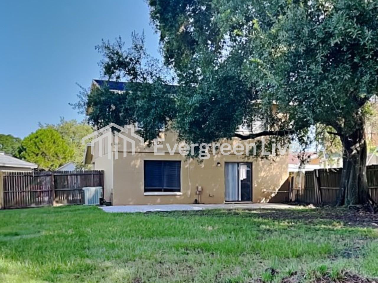 1388 Bramblewood Dr - Photo 3 of 23