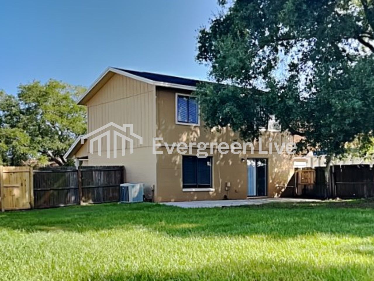 1388 Bramblewood Dr - Photo 4 of 23