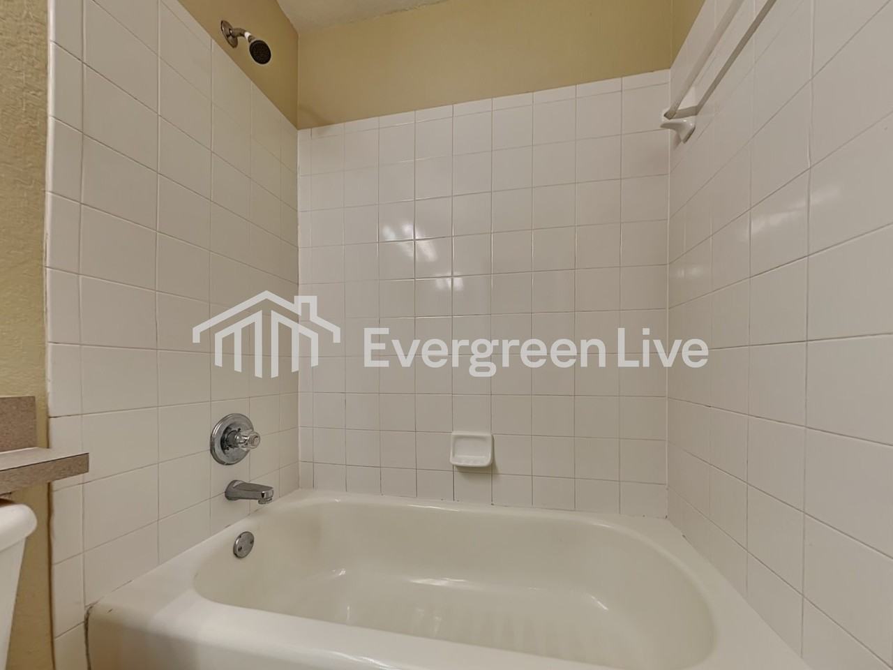 7881 Manor Dr - Photo 5 of 23