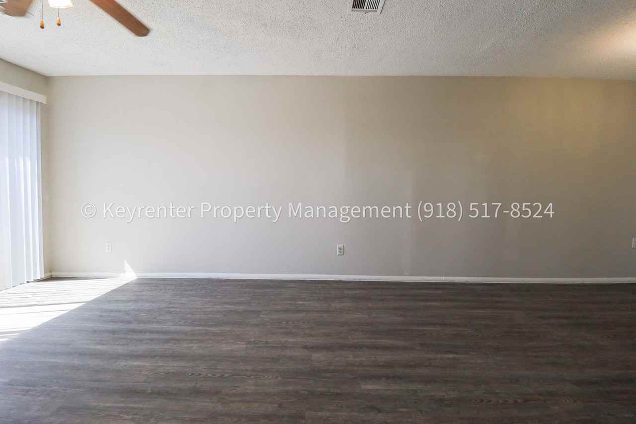 6730 S Lewis Ave #1008 - Photo 3 of 24