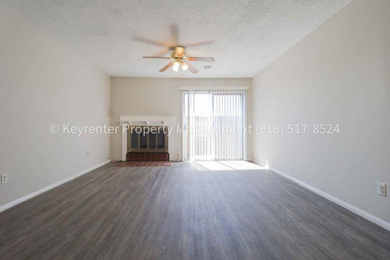 6730 S Lewis Ave #1008 - Photo 4 of 24