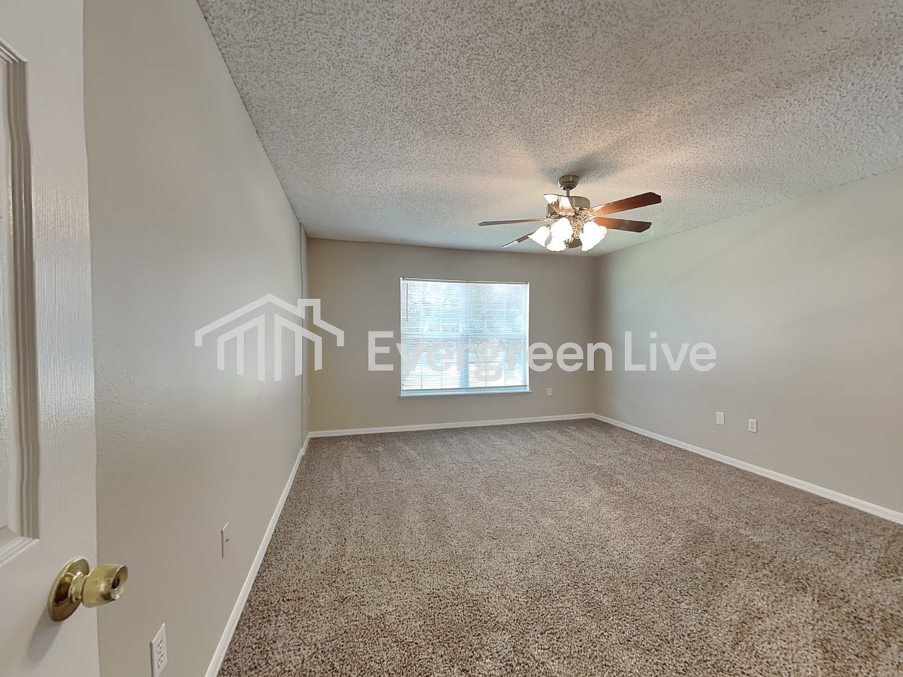 8799 Oxfordshire Ave E - Photo 6 of 22